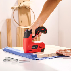 Grapadora clavadora a batería csg3620 4 v 1.3 ah carga con usb