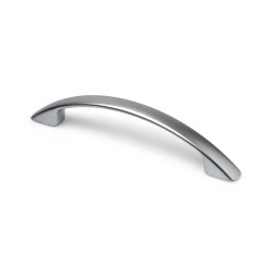 Tirador de mueble tipo asa, modelo 572, de zamak con acabado cromo mate, 96 mm