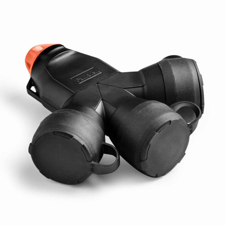 Adaptador con tapa de goma 3 tomas schuko 2p+t 16a 250v, ip54, negro, máx. 1,5 x 2,5 mm², blister