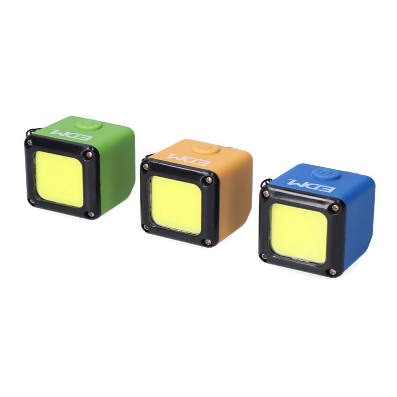 Linterna cubo led recargable. cob 3 w 300 lm 1.000 mah con usb + imán. función power bank. colores surtidos.